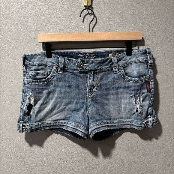 Silver Jeans Y2K 2000s Vintage Blue Distressed Jean Shorts Mini Low Rise Size 31 - Picture 1 of 10